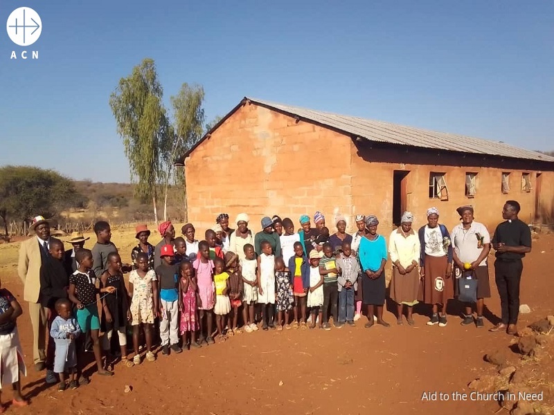 Vehículo para parroquia en Zimbabue